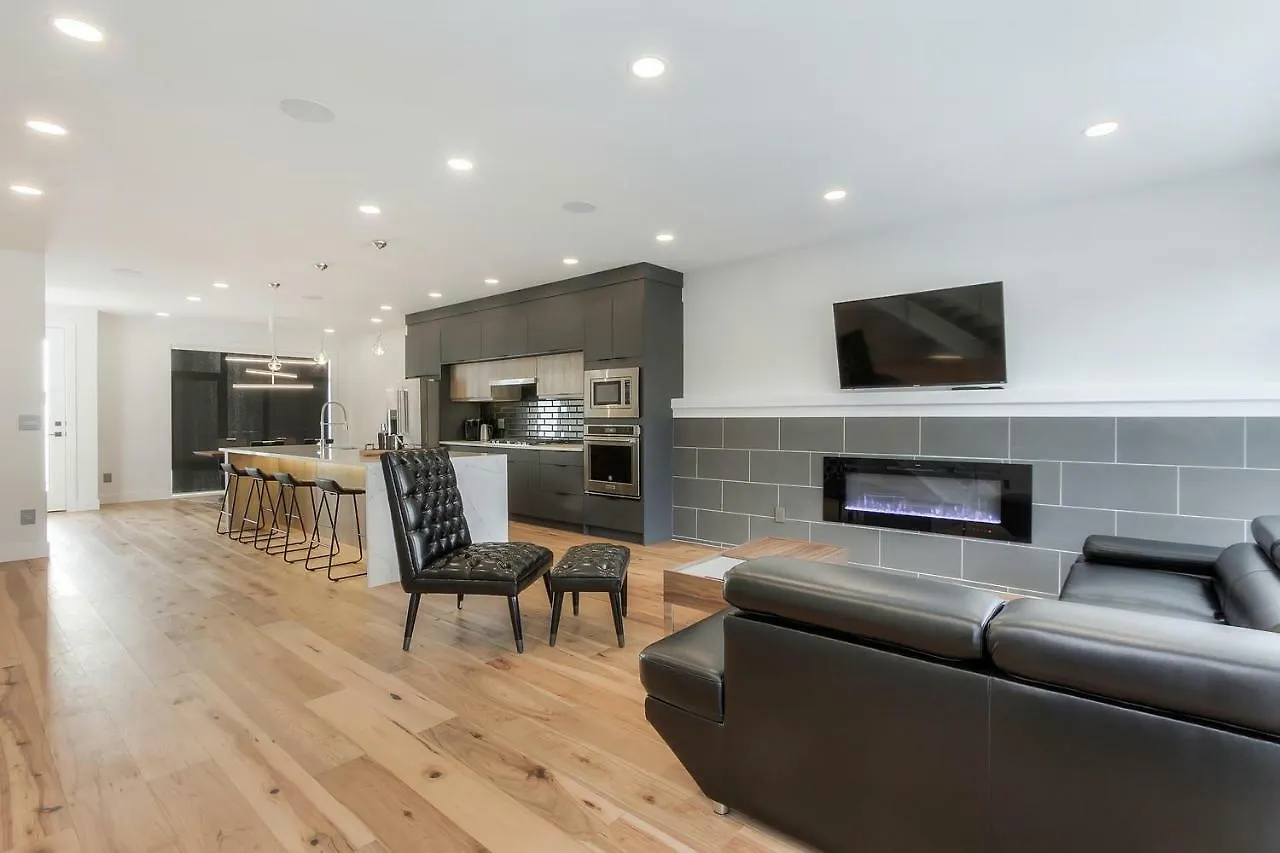 New Luxury Townhome 에드먼턴 0*,  캐나다