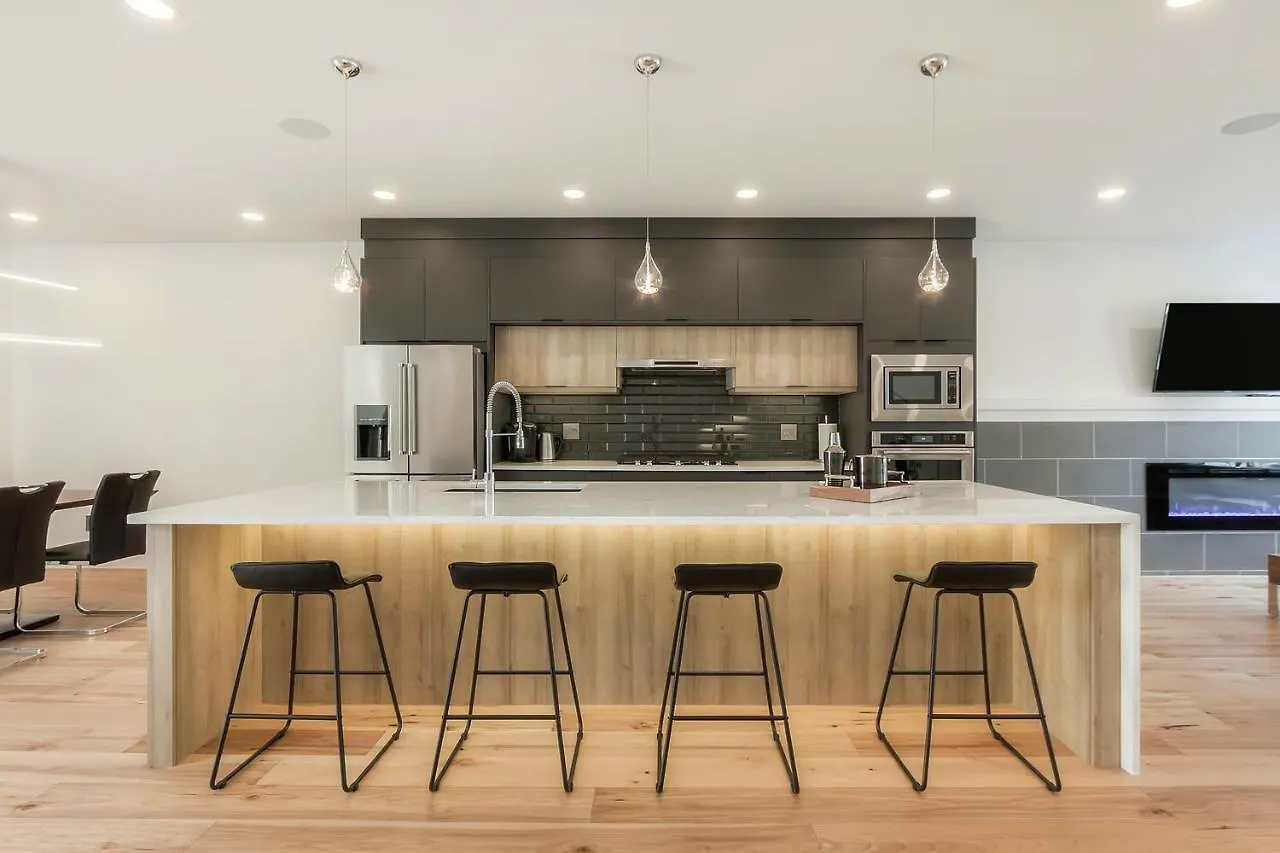 Tatil Evi New Luxury Townhome Edmonton